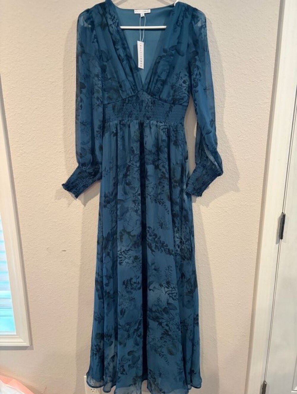 NEW Baltic Born Women Classic Olivia Deep Blue Floral V Neck Babydoll Maxi Dress